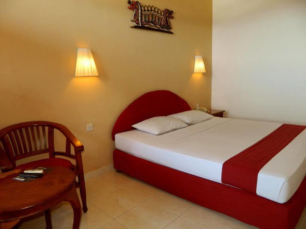 Hotel Ratna Kuta Lombok Exteriér fotografie